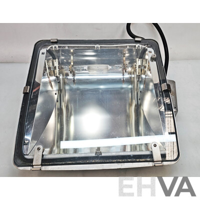 Philips (MVP507 MHN-LA2000W) OptiVision Luminaire