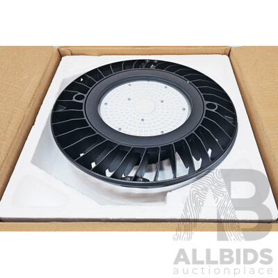 SAL LED UFO Light