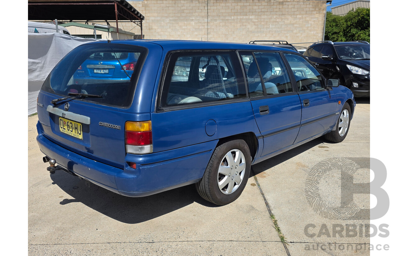 10/1993 Holden Commodore Executive VR 4d Wagon Blue 3.8L