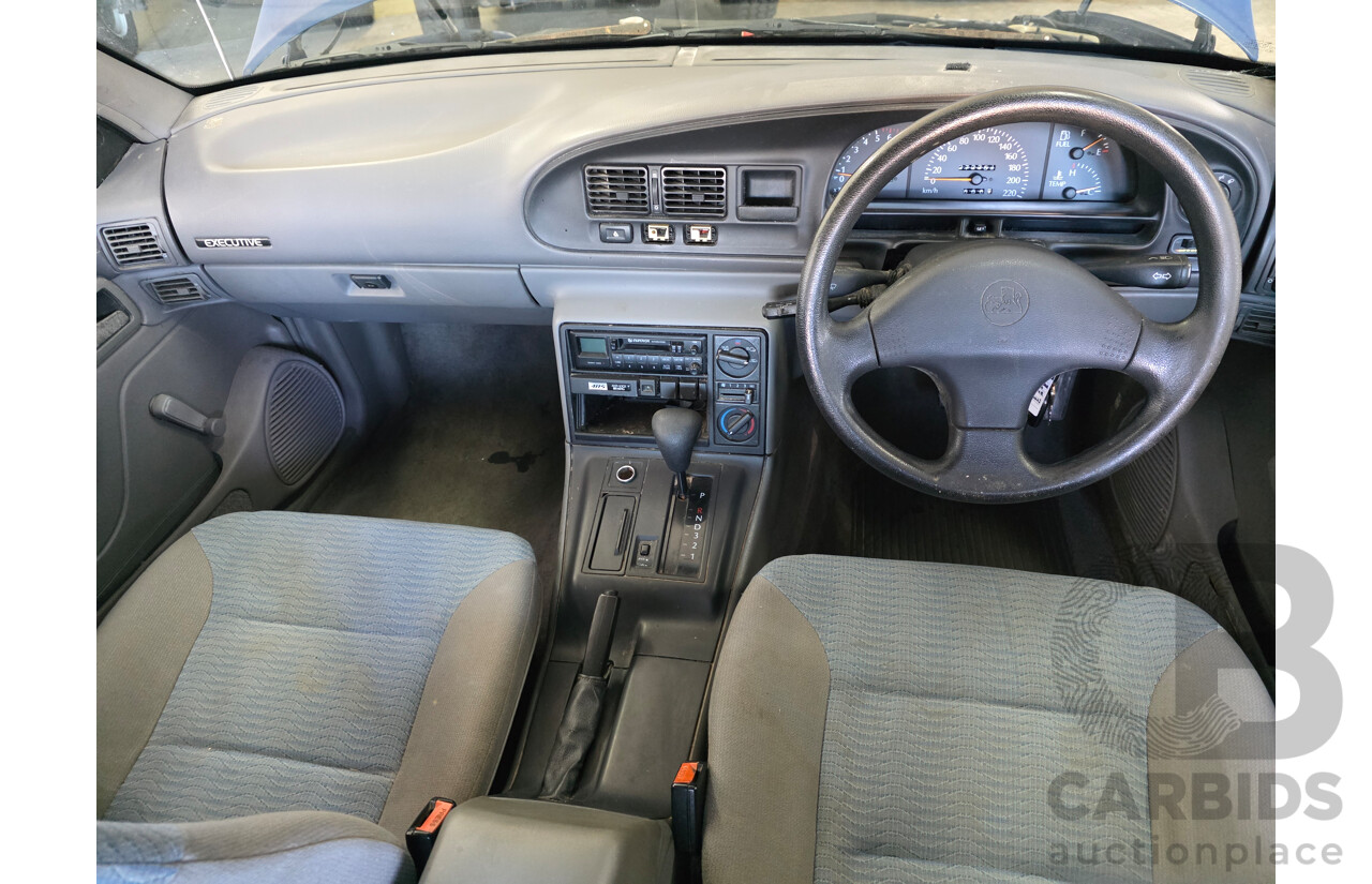 10/1993 Holden Commodore Executive VR 4d Wagon Blue 3.8L