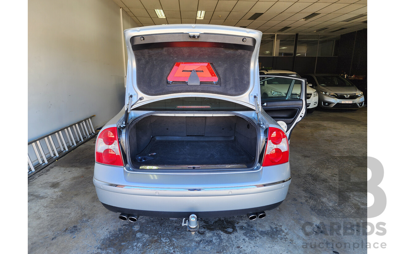 6/2004 Volkswagen Passat W8 3B 4d Sedan Silver 4.0L