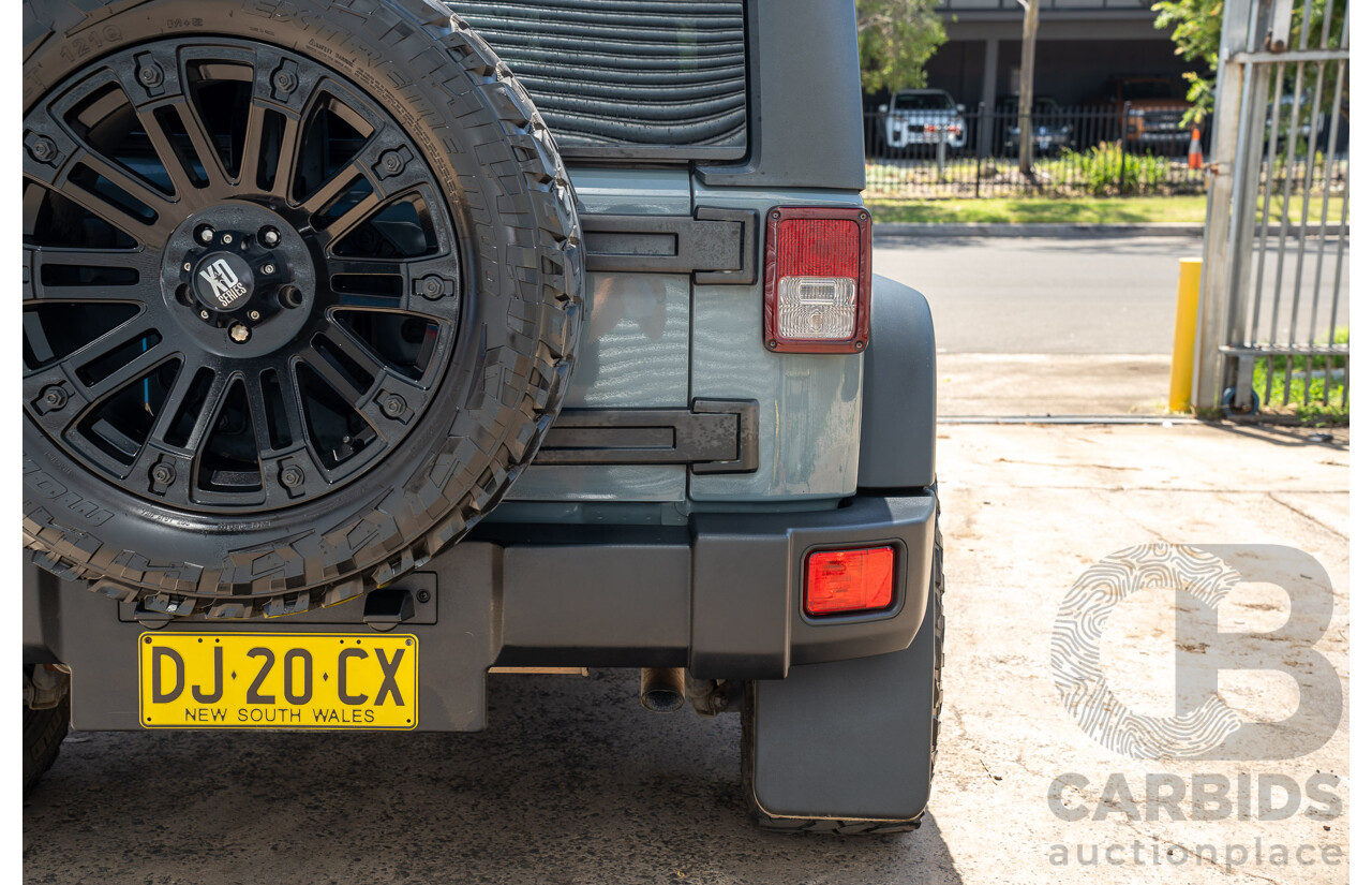 4/2014 Jeep Wrangler Unlimited Sport (4x4) JK MY13 4d Hardtop Anvil Grey V6 3.6L