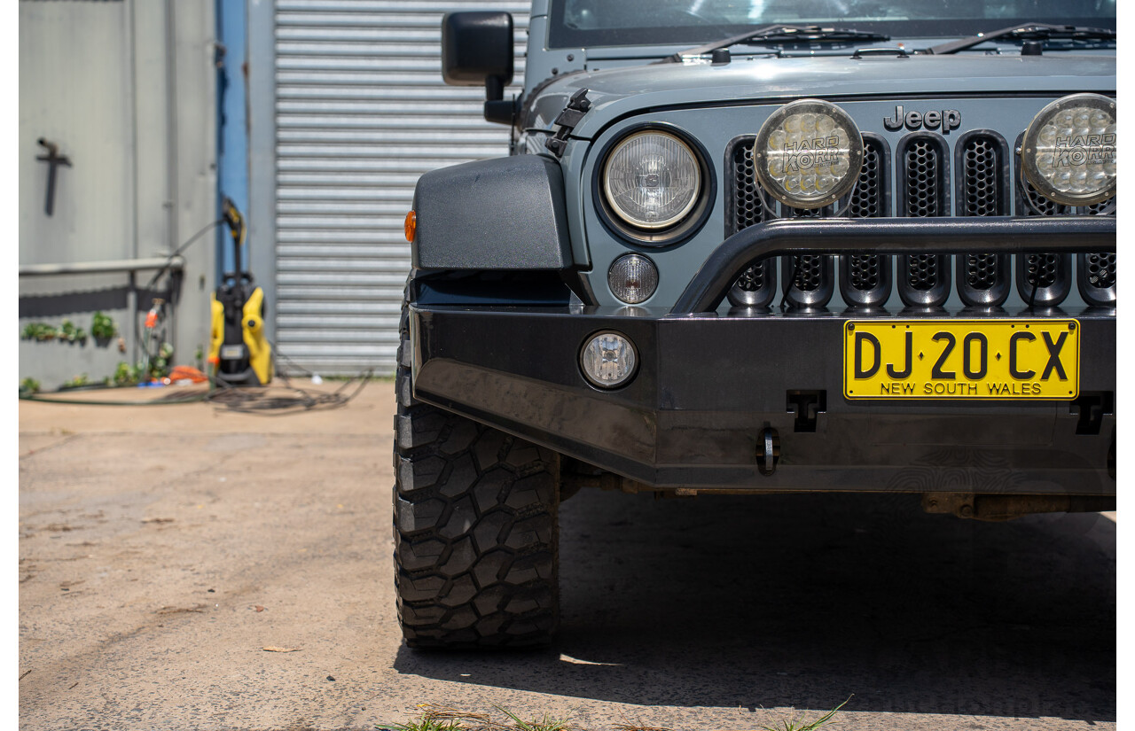 4/2014 Jeep Wrangler Unlimited Sport (4x4) JK MY13 4d Hardtop Anvil Grey V6 3.6L