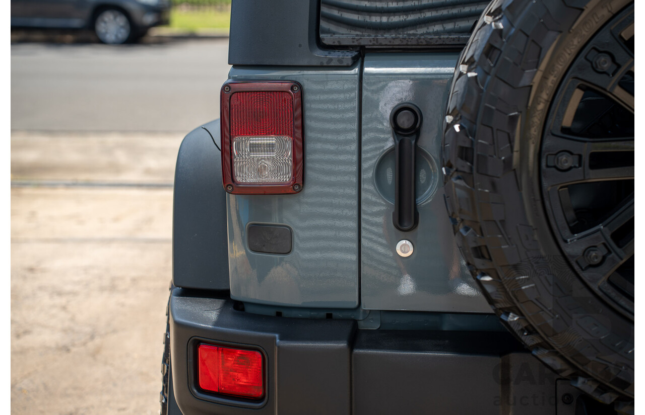 4/2014 Jeep Wrangler Unlimited Sport (4x4) JK MY13 4d Hardtop Anvil Grey V6 3.6L