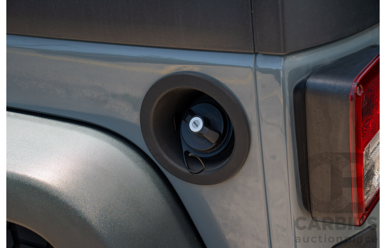 4/2014 Jeep Wrangler Unlimited Sport (4x4) JK MY13 4d Hardtop Anvil Grey V6 3.6L