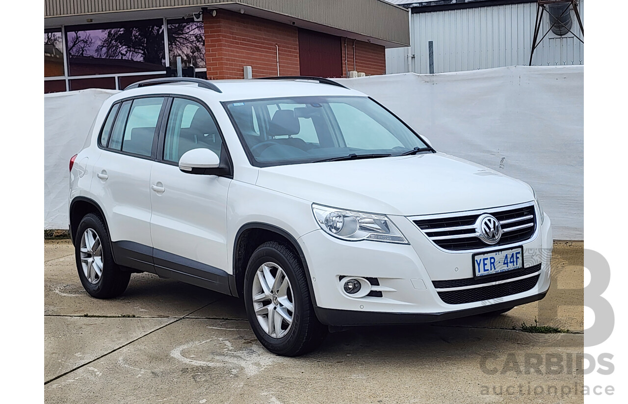 6/2011 Volkswagen Tiguan 125 TSI 5NC MY11 4d Wagon White 2.0L