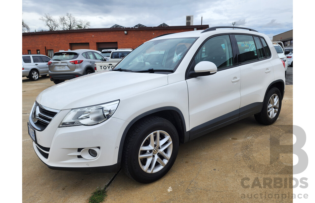 6/2011 Volkswagen Tiguan 125 TSI 5NC MY11 4d Wagon White 2.0L