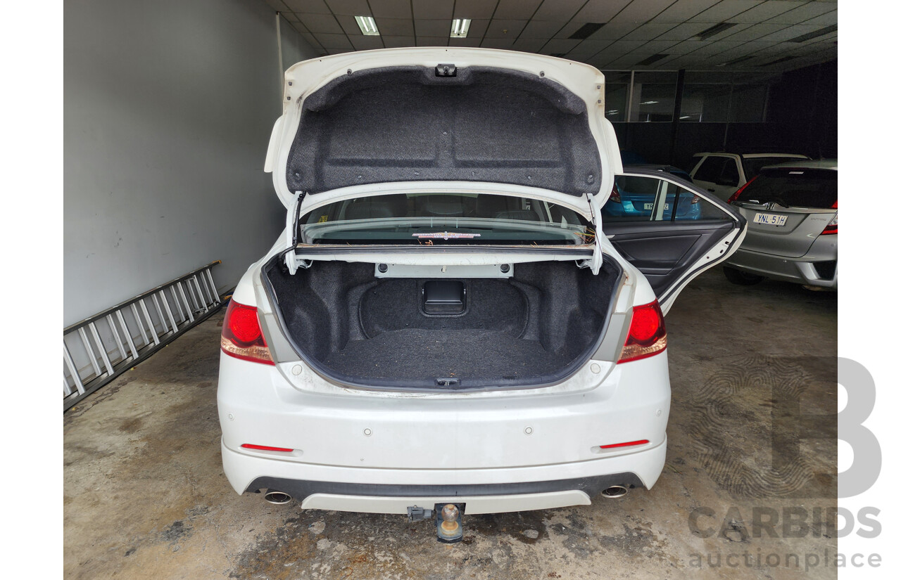 10/2008 Toyota Aurion Sportivo ZR6 GSV40R 4d Sedan White 3.5L