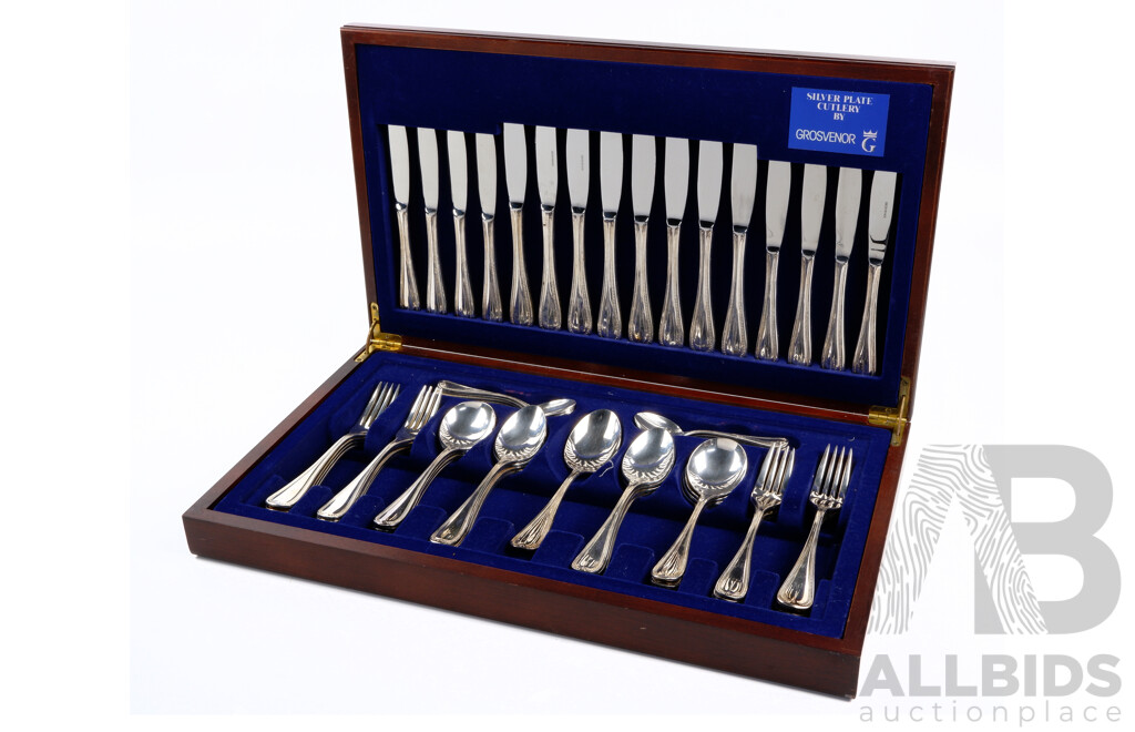 Vintage Grosvenor Silver Plate 58 Piece Flatware Set in Wooden Canteen