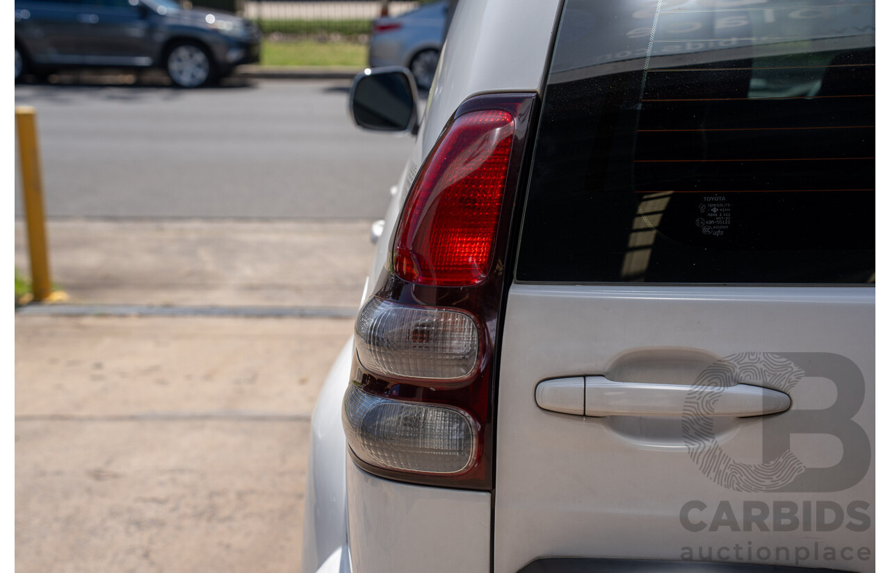 2/2007 Toyota Landcruiser Prado GXL (4x4) KDJ120R 07 Upgrade 4d Wagon Crystal Pearl Turbo Diesel 3.0L - 7 Seater