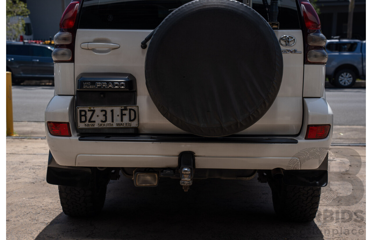2/2007 Toyota Landcruiser Prado GXL (4x4) KDJ120R 07 Upgrade 4d Wagon Crystal Pearl Turbo Diesel 3.0L - 7 Seater