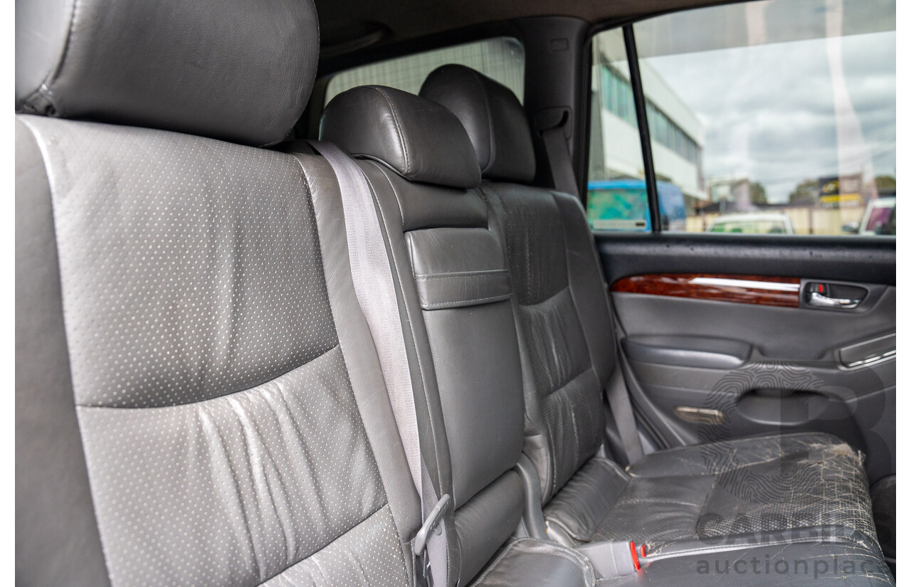 2/2007 Toyota Landcruiser Prado GXL (4x4) KDJ120R 07 Upgrade 4d Wagon Crystal Pearl Turbo Diesel 3.0L - 7 Seater