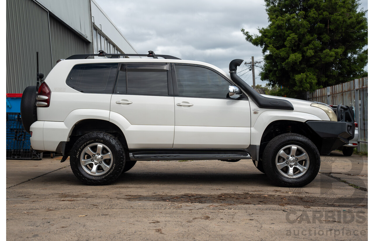 2/2007 Toyota Landcruiser Prado GXL (4x4) KDJ120R 07 Upgrade 4d Wagon Crystal Pearl Turbo Diesel 3.0L - 7 Seater