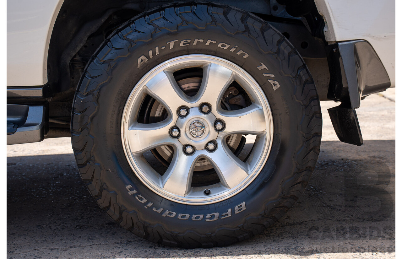 2/2007 Toyota Landcruiser Prado GXL (4x4) KDJ120R 07 Upgrade 4d Wagon Crystal Pearl Turbo Diesel 3.0L - 7 Seater