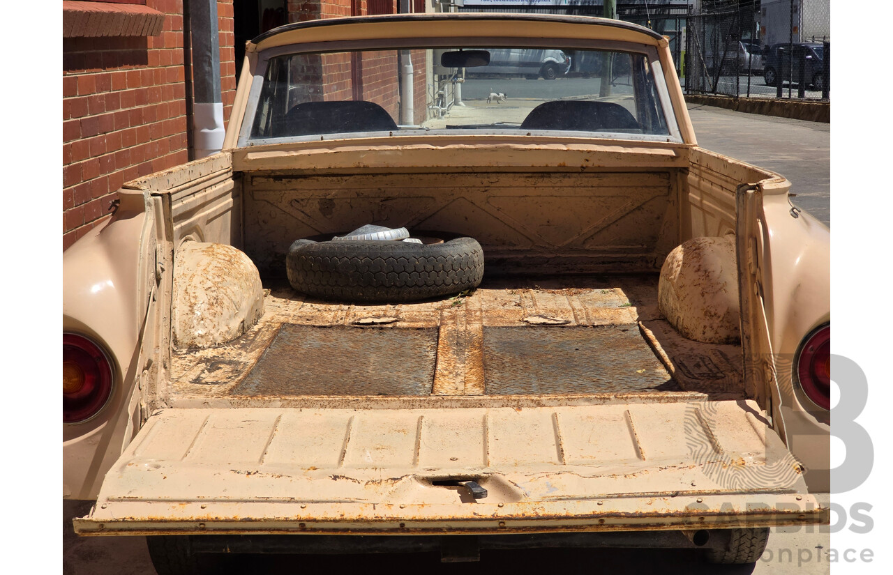 1/1961 Ford XK Falcon Utility Sunlit Beige 2.4L