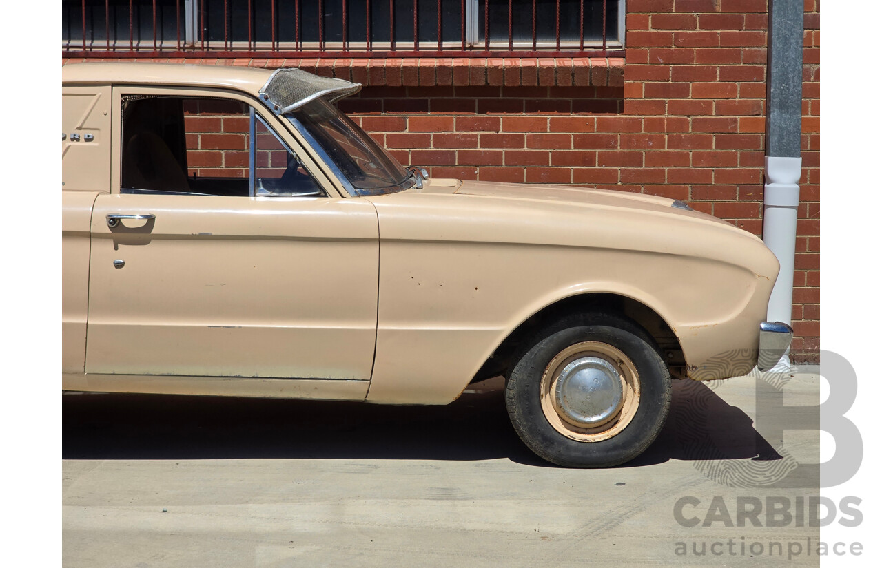 1/1961 Ford XK Falcon Utility Sunlit Beige 2.4L