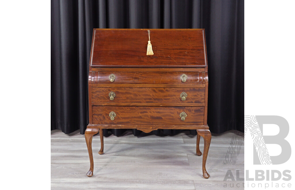 Oak Drop Front Elevated Bureau