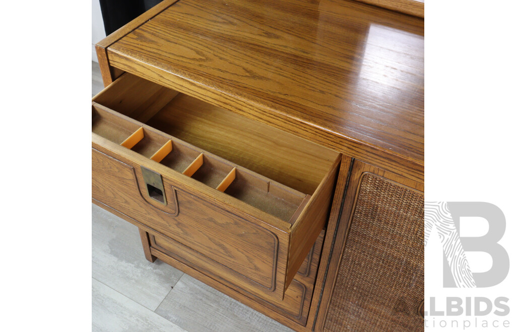 Large Oak Mirrored Back Dressing Chest