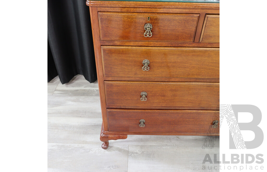 Queen Anne Style Mahogany Five Drawer Chest