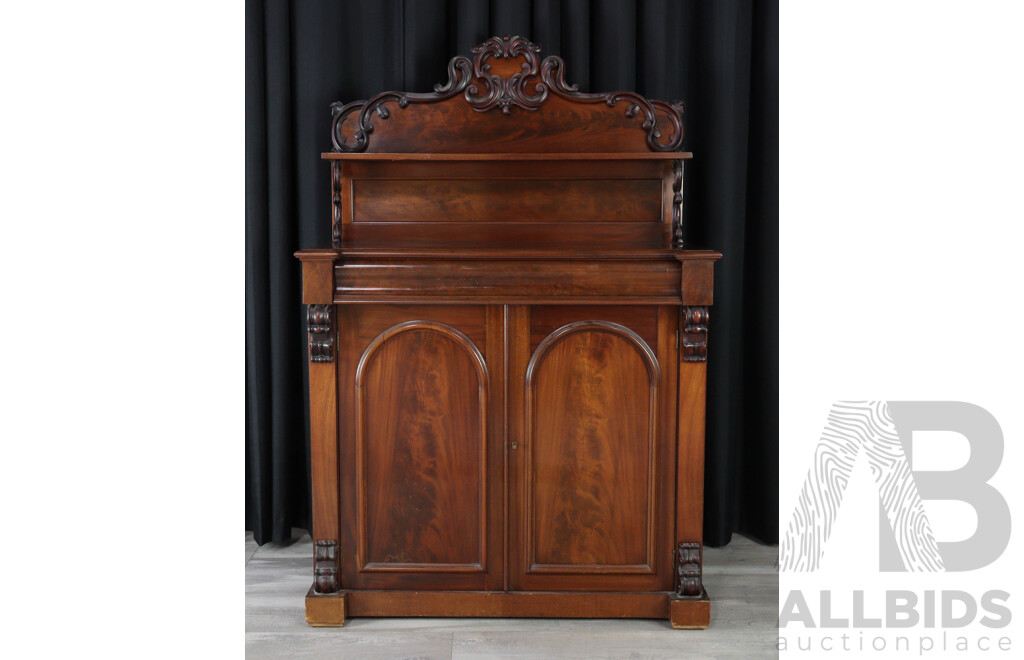 Victorian Mahogany Chiffonier