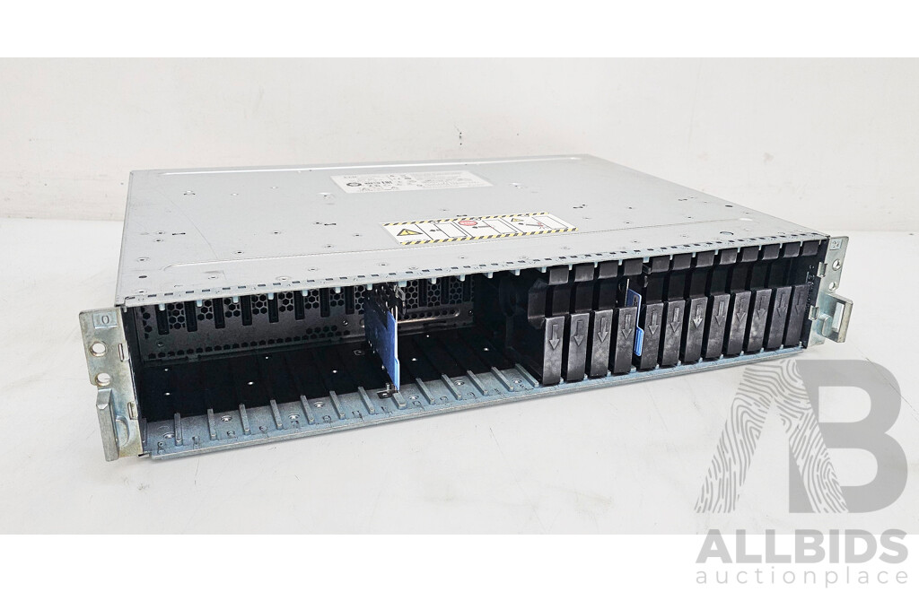 EMC (SAE) 25-Bay Hard Drive Array