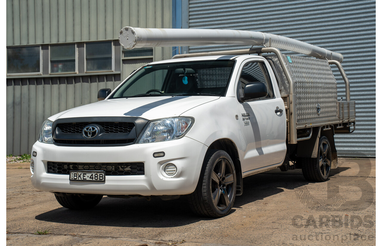 9/2008 Toyota Hilux Workmate TGN16R 07 UPGRADE C/Chas White 2.7L