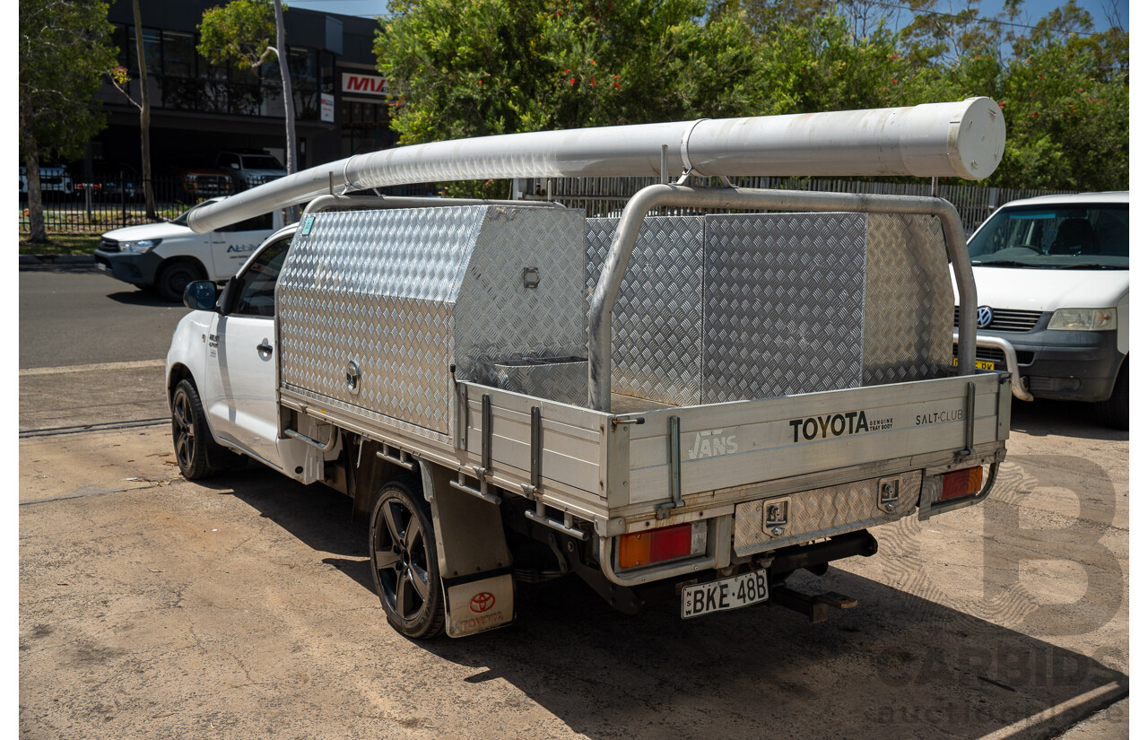 9/2008 Toyota Hilux Workmate TGN16R 07 UPGRADE C/Chas White 2.7L