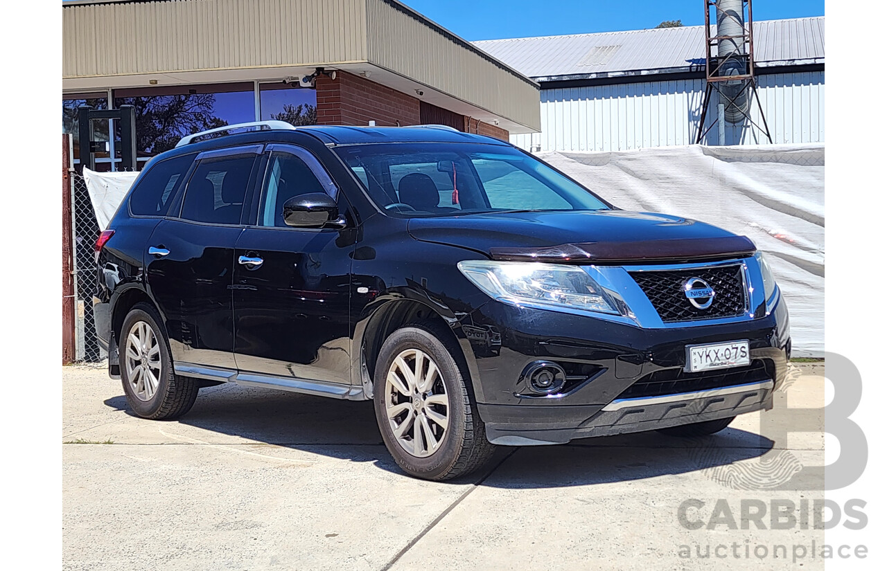 11/2015 Nissan Pathfinder ST (4x2) R52 MY15 4d Wagon Black 3.5L