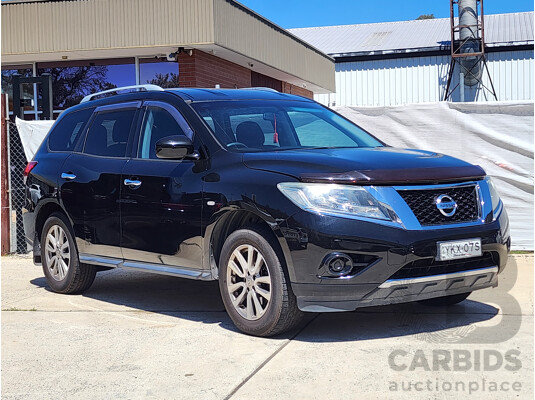 11/2015 Nissan Pathfinder ST (4x2) R52 MY15 4d Wagon Black 3.5L