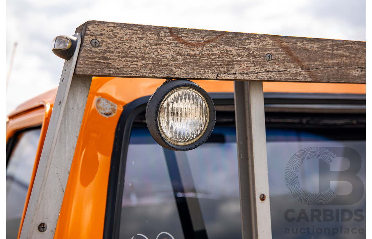 1/1979 Ford F100 Custom Tabletop Utility Tangerine Orange V8 5.8L - Dual Tank LPG Conversion