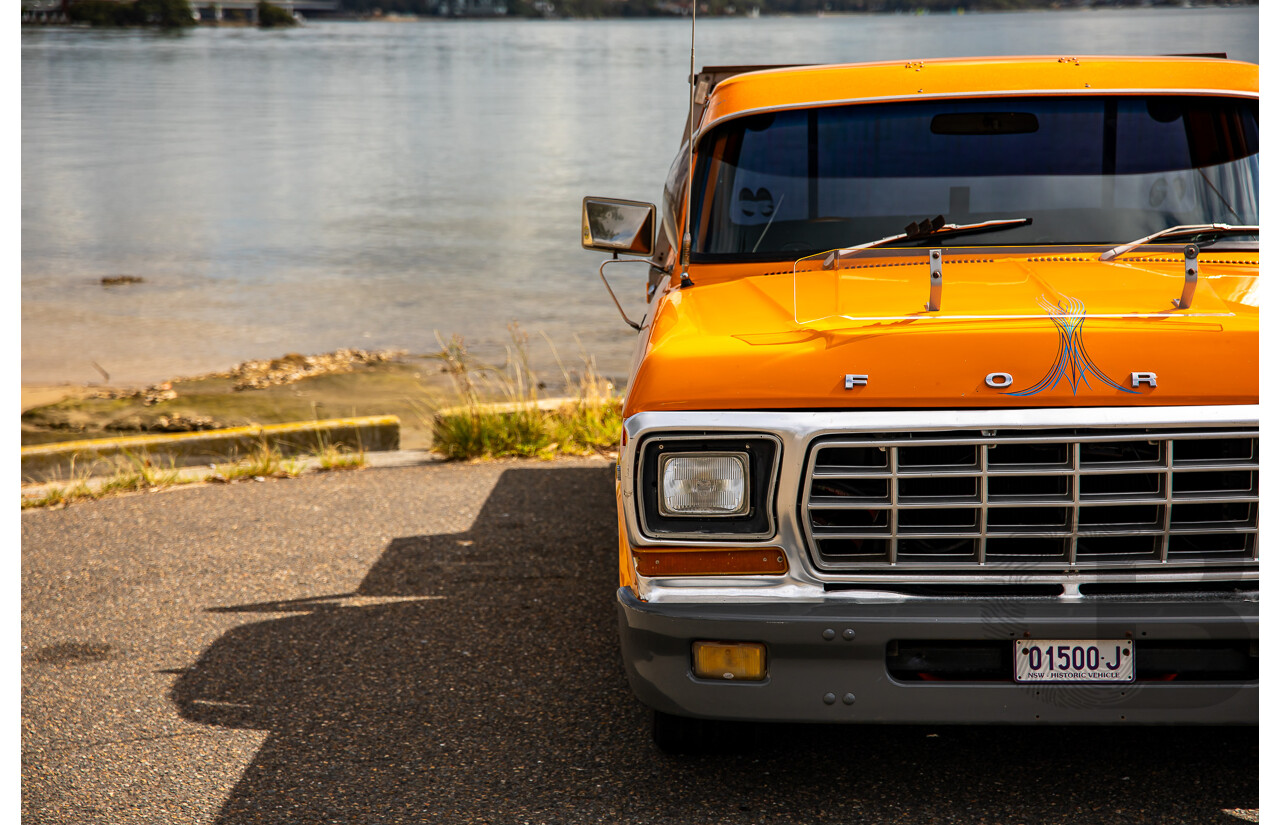 1/1979 Ford F100 Custom Tabletop Utility Tangerine Orange V8 5.8L - Dual Tank LPG Conversion