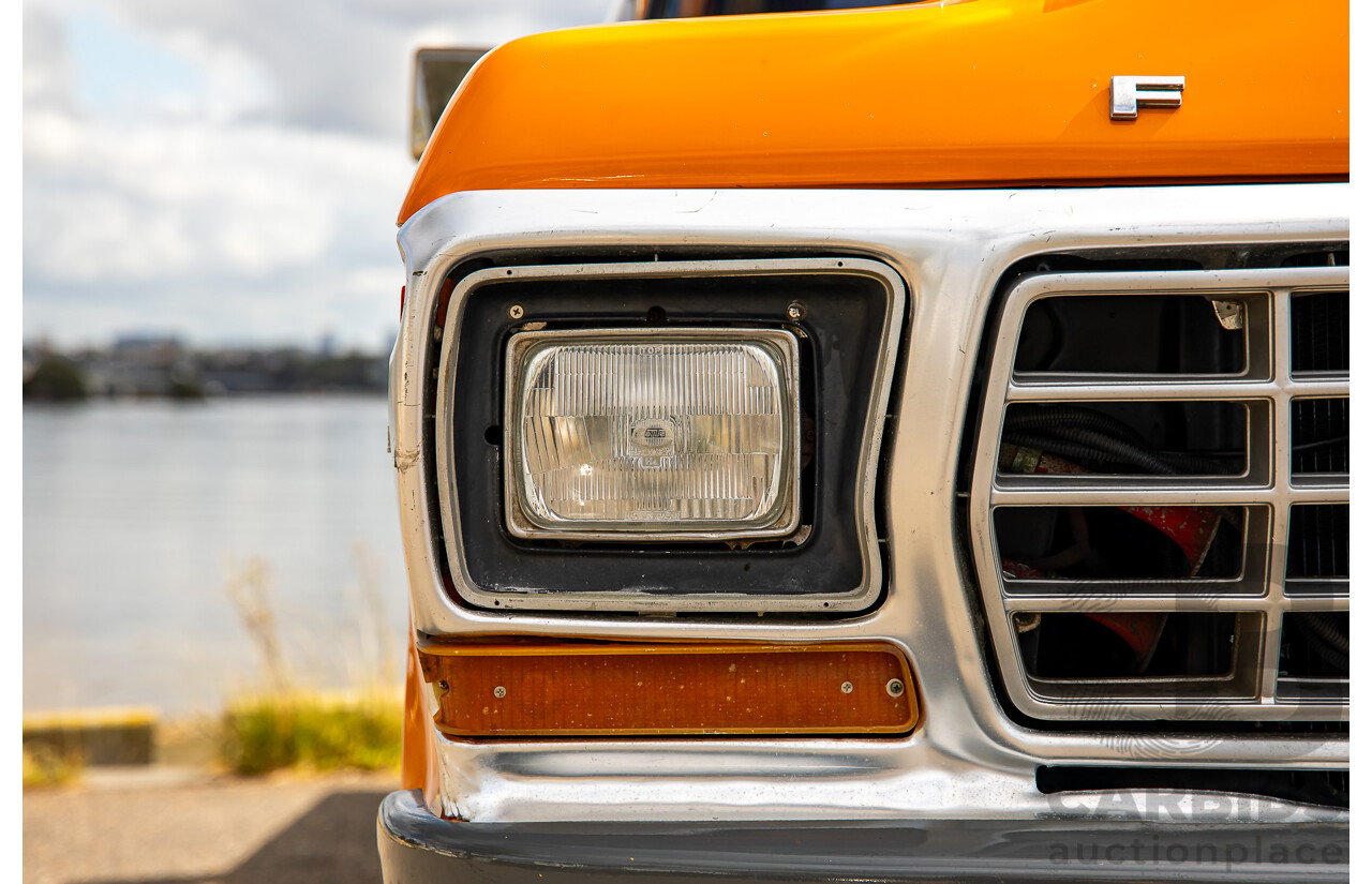 1/1979 Ford F100 Custom Tabletop Utility Tangerine Orange V8 5.8L - Dual Tank LPG Conversion