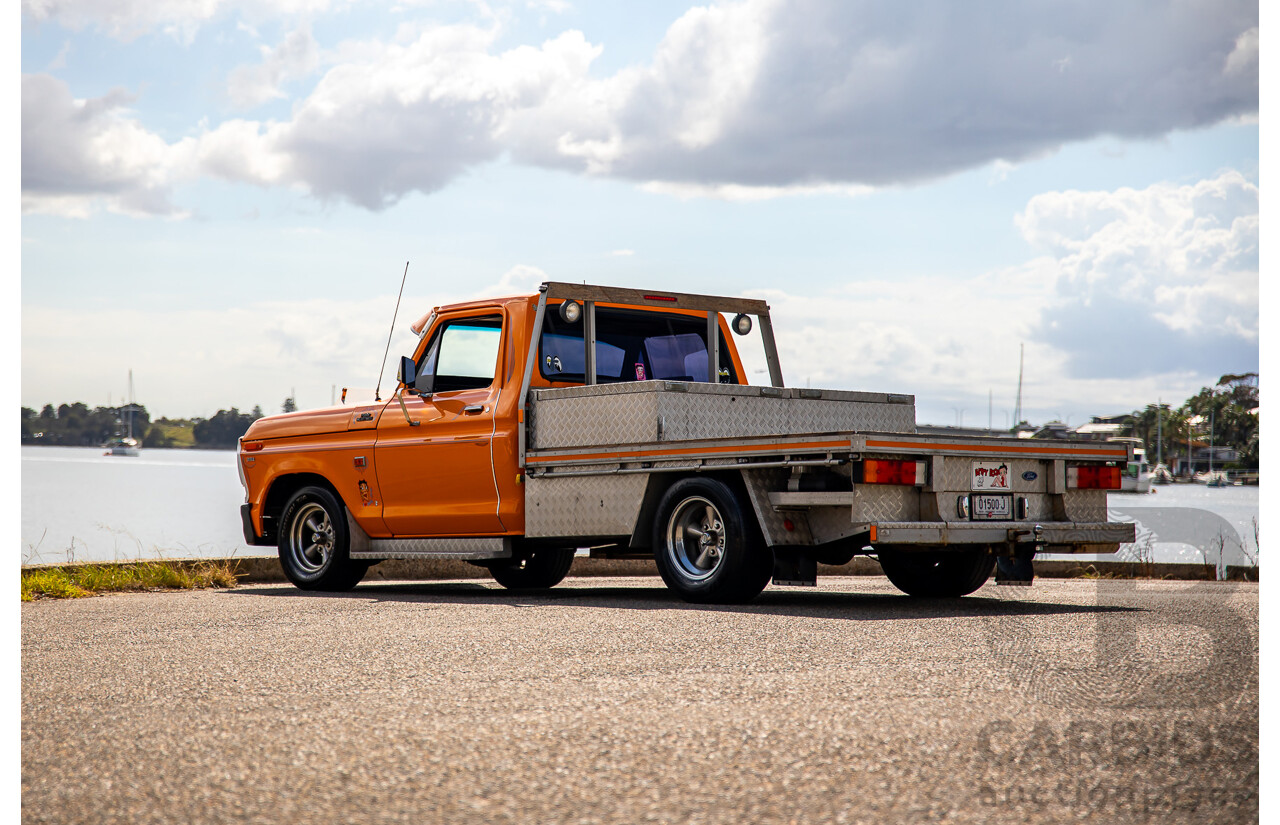 1/1979 Ford F100 Custom Tabletop Utility Tangerine Orange V8 5.8L - Dual Tank LPG Conversion