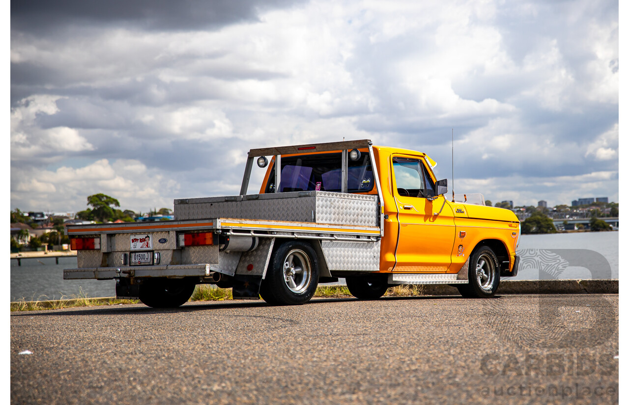 1/1979 Ford F100 Custom Tabletop Utility Tangerine Orange V8 5.8L - Dual Tank LPG Conversion