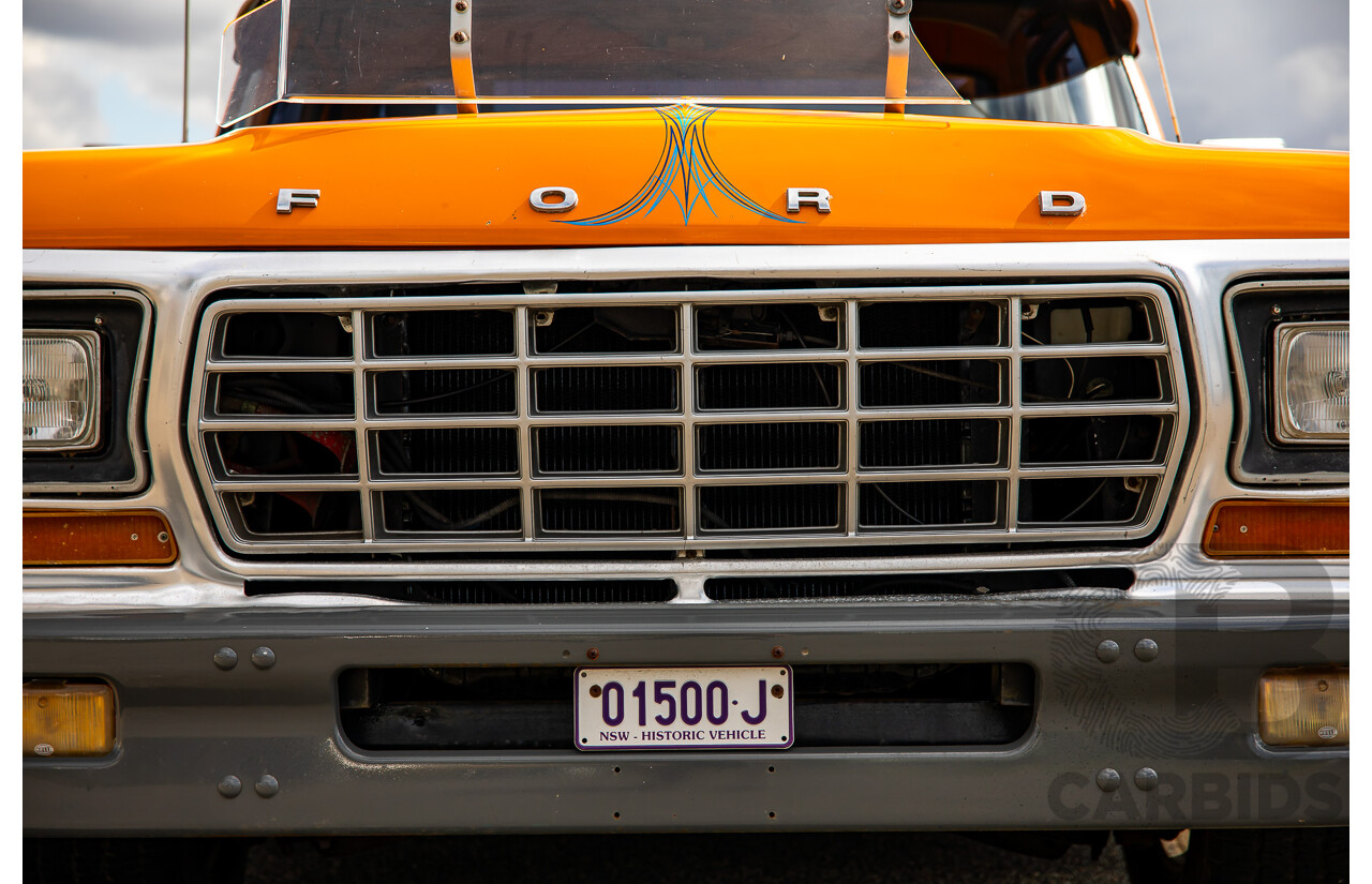 1/1979 Ford F100 Custom Tabletop Utility Tangerine Orange V8 5.8L - Dual Tank LPG Conversion