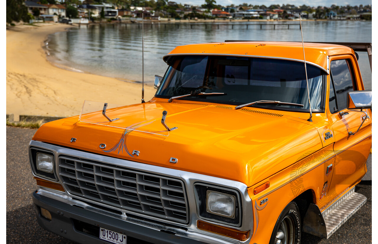 1/1979 Ford F100 Custom Tabletop Utility Tangerine Orange V8 5.8L - Dual Tank LPG Conversion