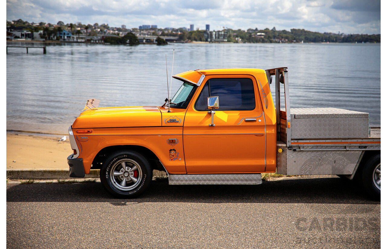 1/1979 Ford F100 Custom Tabletop Utility Tangerine Orange V8 5.8L - Dual Tank LPG Conversion