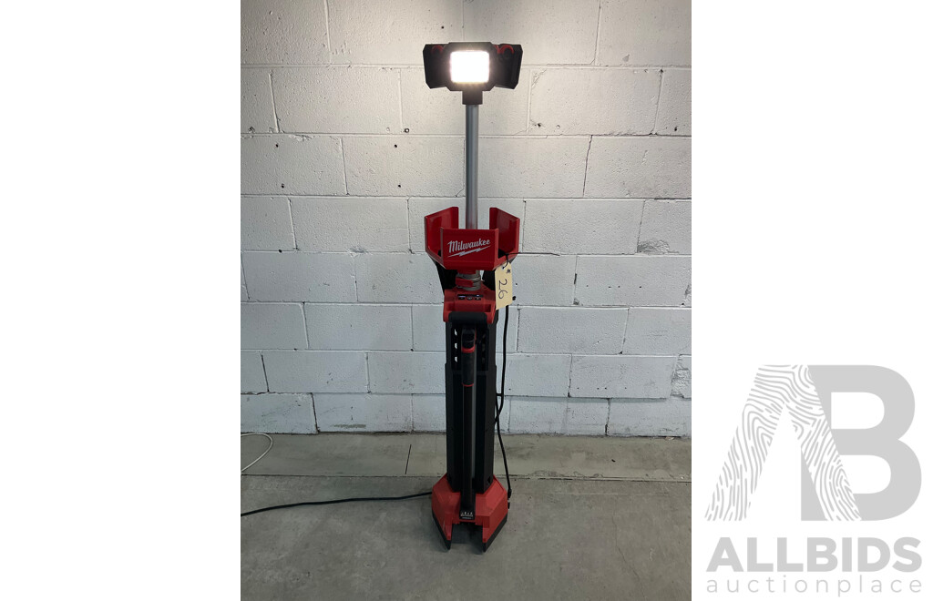 MILWAUKEE Corded Led Light (M18HOSALC) - ORP $697