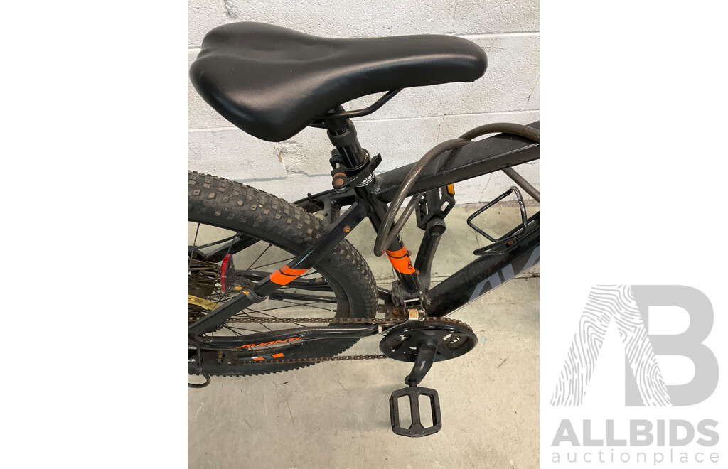 AVANTI - BLACK THUNDER LE Size M Mountain Bike