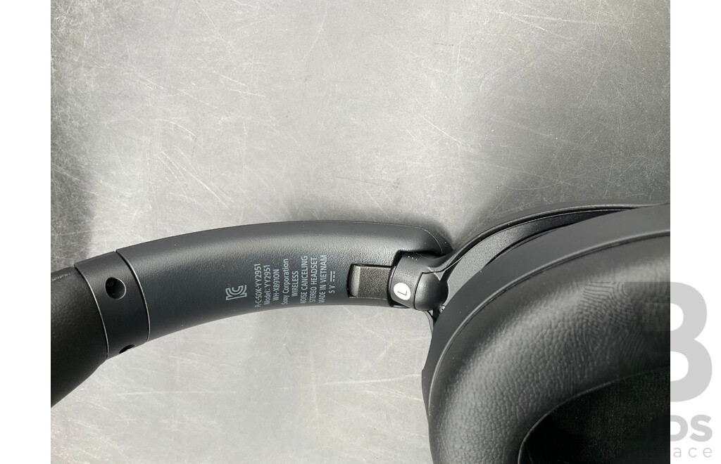 SONY Wireless Noise Cancelling Headphones