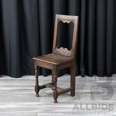 Victorian English Oak Nursing Chair