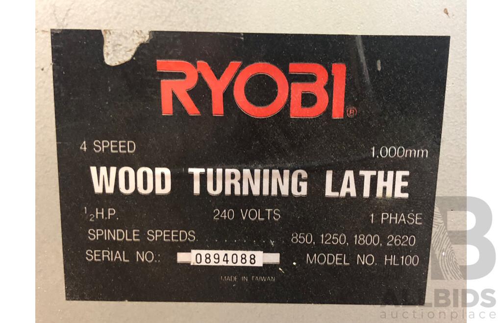 Ryobi 1000mm Wood Turning Lathe with Tools and Oxfrod Mobile Medical Bed with Benchtop