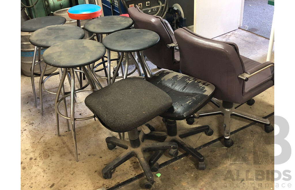 Office Chairs, Gaslift Stools and Bar Stools - Lot of 11