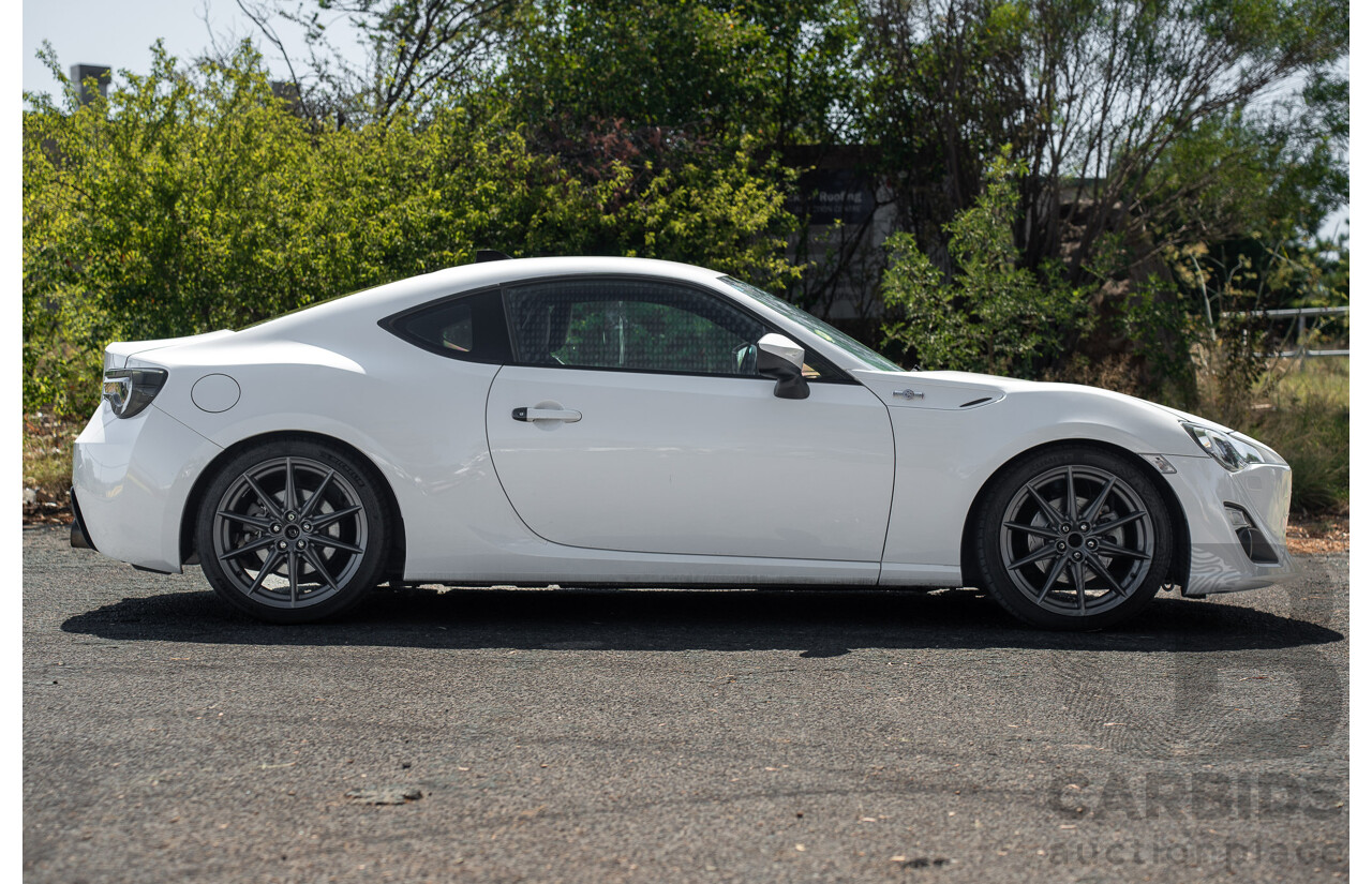 5/2013 Toyota 86 GTS ZN6 2d Coupe Pegasus White Metallic HKS Supercharged 2.0L - Modified