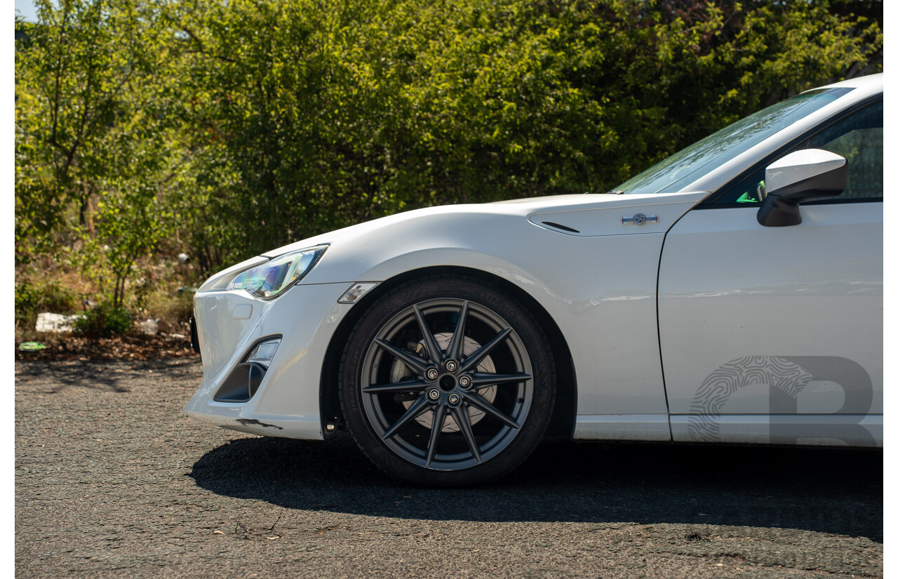 5/2013 Toyota 86 GTS ZN6 2d Coupe Pegasus White Metallic HKS Supercharged 2.0L - Modified