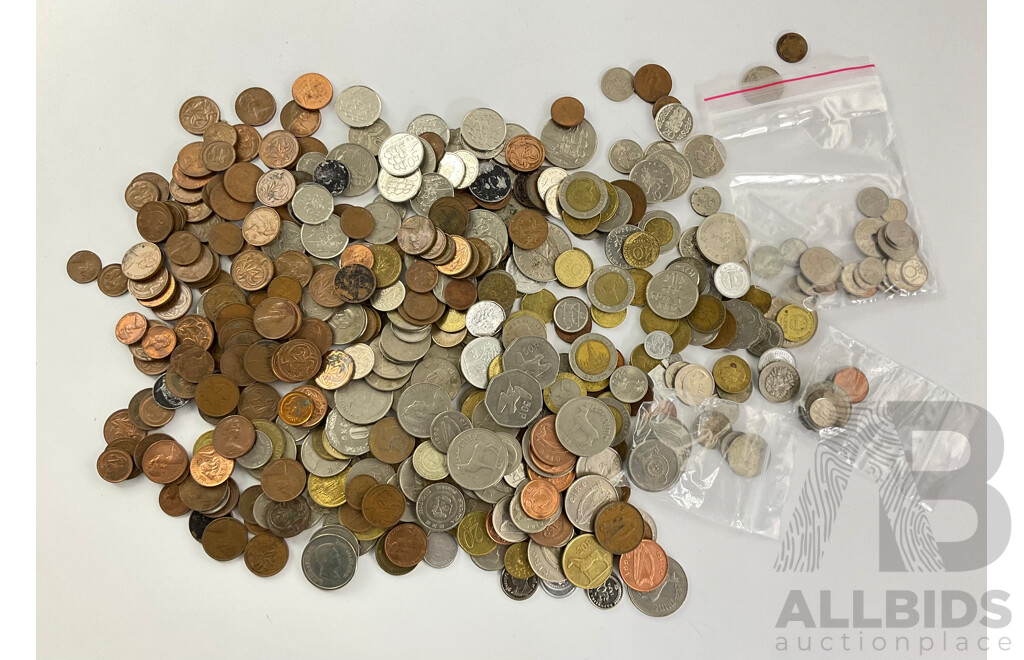 Collection of International Coins Including Thailand, Canada, Croatia, Ireland, New Caledonia, Euro, Czechoslovakia, Vietnam, Norway, Hong Kong, New Zealand, Australia - Approximately 2.2 Kilograms
