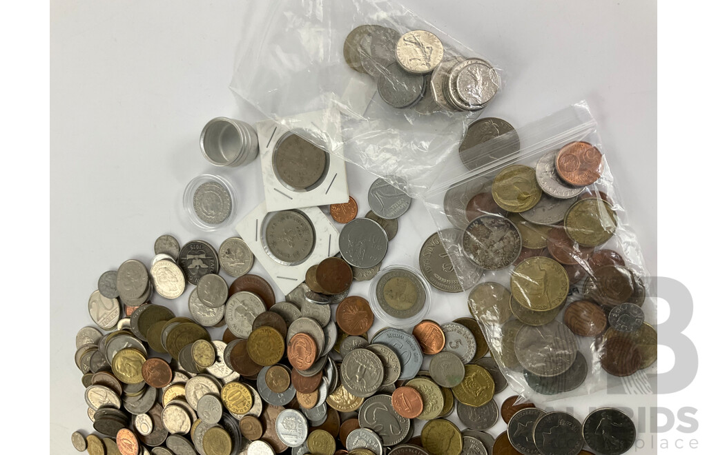 Collection of International Coins Including Singapore, United Kingdom, Fiji, New Zealand, Samoa, USSR, Hong Kong, Papua New Guinea, France, USA,   - Approximately 2.4 Kilograms