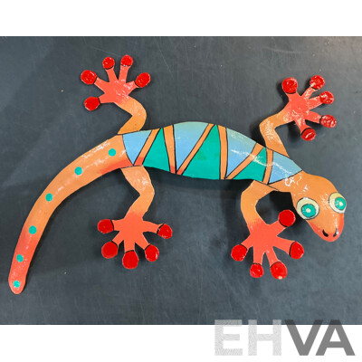 Bulk Lot of Metal Decoration Iron Wall Art Reptile/ Butterfly