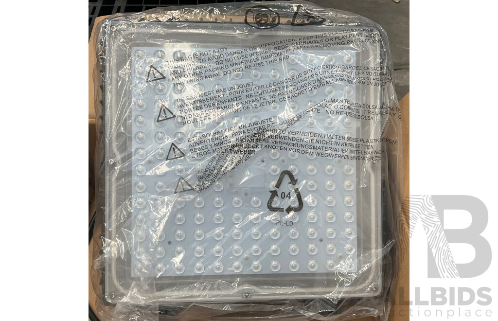 VIVIDTECHNOLOGY LED Canopy Light - Lot of 2