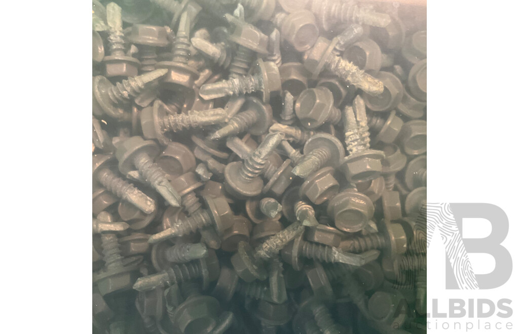 500 Pcs Hex Head 16mm Metal Tek Screws  - Total in 5 Boxes